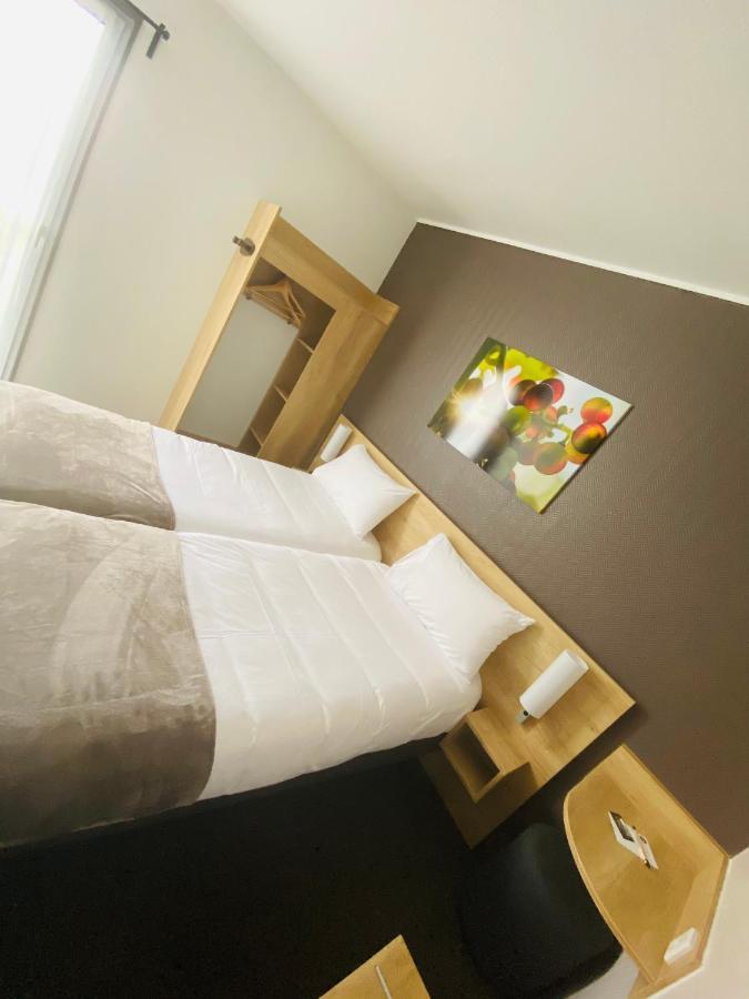 Hotel Wood Inn Bordeaux Aéroport Mérignac Buitenkant foto