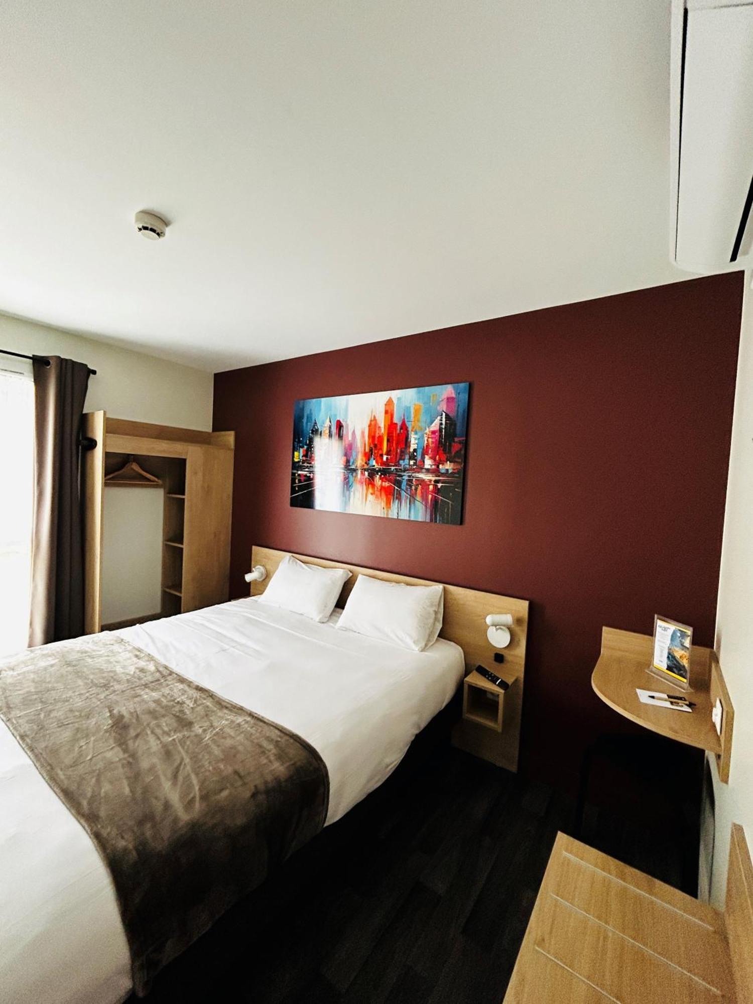 Hotel Wood Inn Bordeaux Aéroport Mérignac Buitenkant foto
