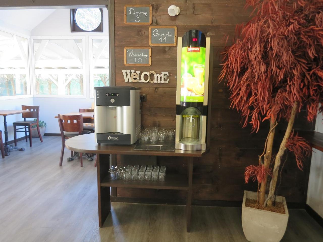 Hotel Wood Inn Bordeaux Aéroport Mérignac Buitenkant foto